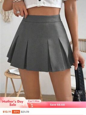 SHEIN Charcoal Gray Pleated Mini Skirt